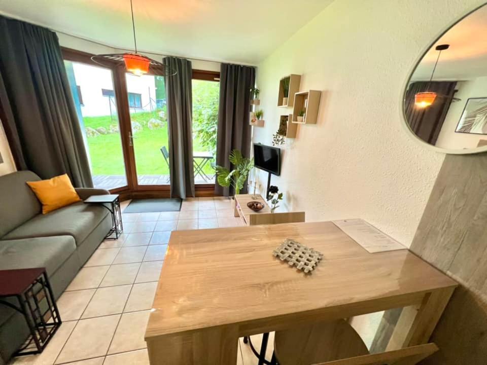 Joli Studio Cosy, Vue Magnifique Et Terrasse Privee Gerardmer Exterior photo