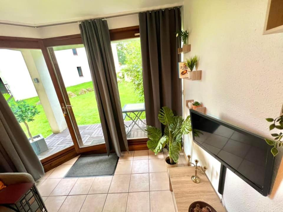Joli Studio Cosy, Vue Magnifique Et Terrasse Privee Gerardmer Exterior photo